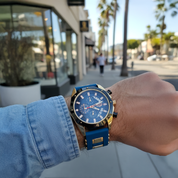 Watch trends 2025 worn on a man's wrist